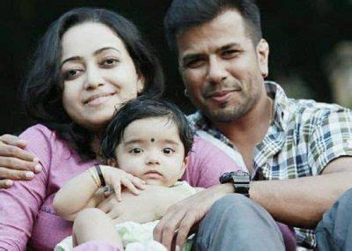 Balabhaskar family