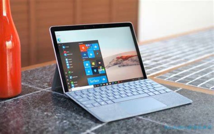 Microsoft Surface Go 2 tablet mode
