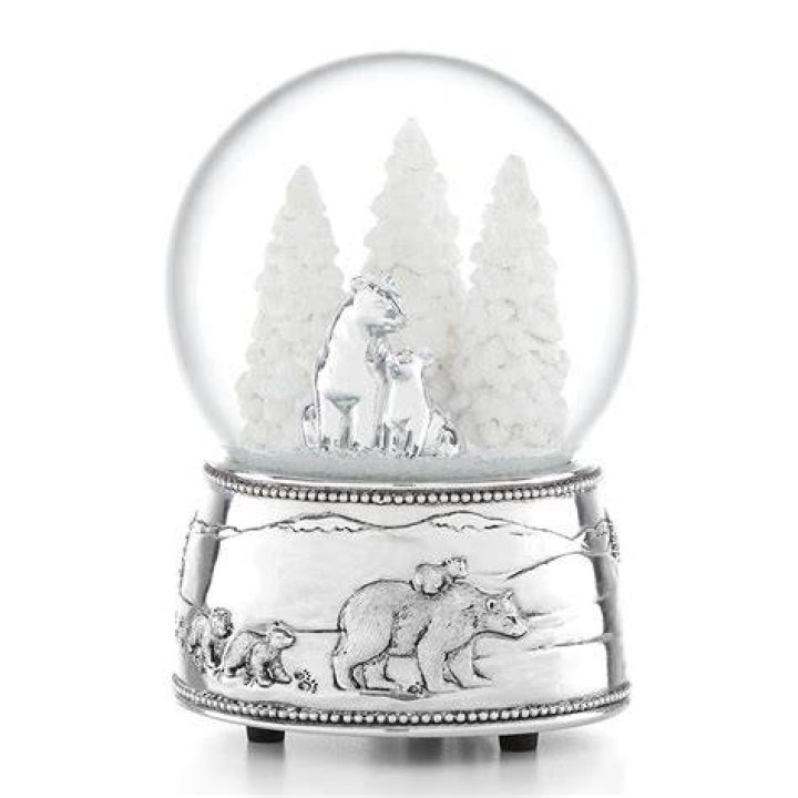 Polar Bear Mama and Cubs Musical Snow Globe